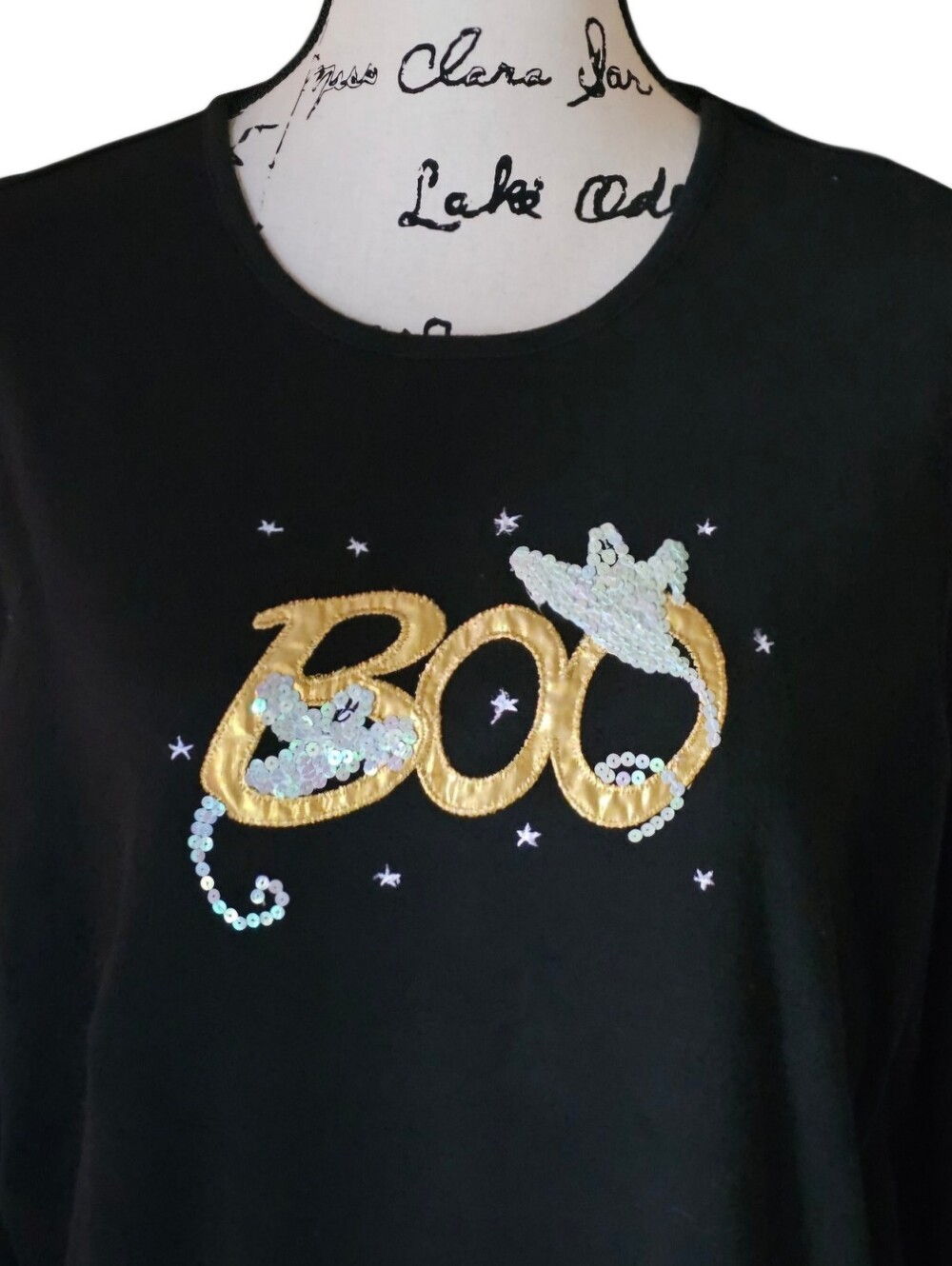White Stag Black Halloween "BOO" Sequin Top - Picture 3 of 4
